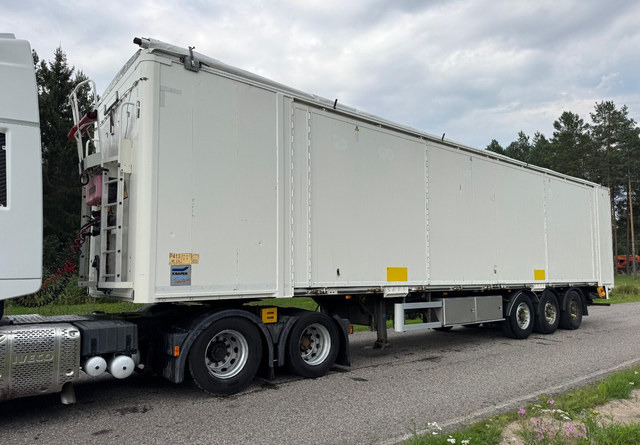 KnapenKylkiaukeava - S posuvnou podlahou návěs: obrázek 1 KnapenKylkiaukeava - S posuvnou podlahou návěs: obrázek 1