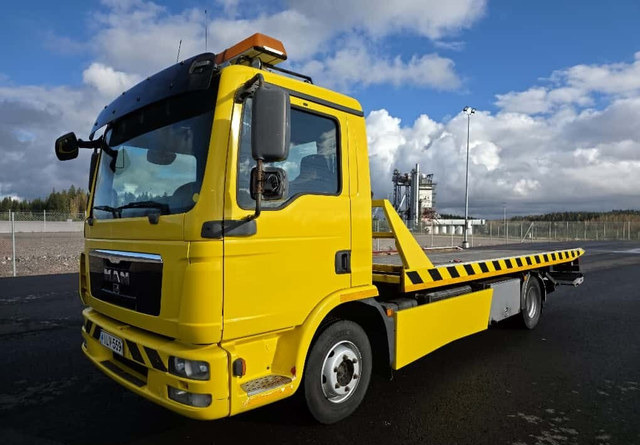 MANTGL 8.180 4x2 Wilhelm Wellmeyer - Odtahovka: obrázek 1 MANTGL 8.180 4x2 Wilhelm Wellmeyer - Odtahovka: obrázek 1