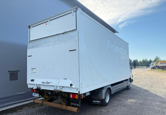 Mercedes-BenzAtego kaappi + perälauta - Skříňový nákladní auto: obrázek 5 Mercedes-BenzAtego kaappi + perälauta - Skříňový nákladní auto: obrázek 5
