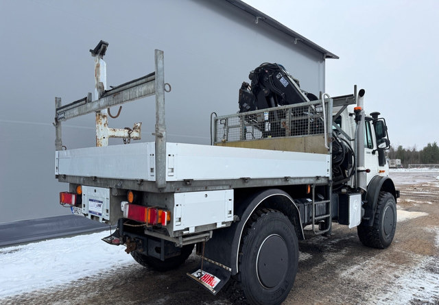 Mercedes-BenzUnimog U5000 + Nosturi Hiab 099 E-4 - Nákladní automobil valníkový/ Plošinový, Auto s hydraulickou rukou: obrázek 5 Mercedes-BenzUnimog U5000 + Nosturi Hiab 099 E-4 - Nákladní automobil valníkový/ Plošinový, Auto s hydraulickou rukou: obrázek 5
