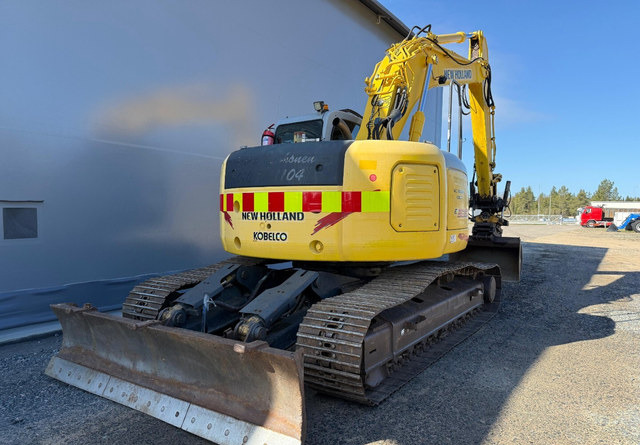 Pásové rýpadlo New Holland E235SR: obrázek 7