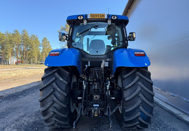 New Holland T7.185 - Traktor: obrázek 4 New Holland T7.185 - Traktor: obrázek 4