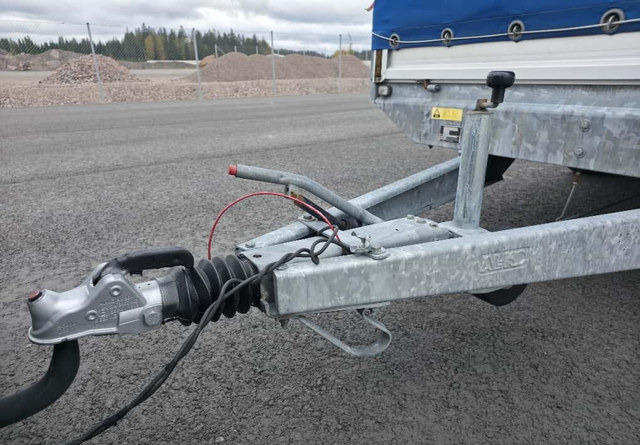 Plachtový přívěs SarisC3500 Pressukapelli: obrázek 15