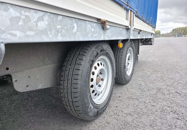 Plachtový přívěs SarisC3500 Pressukapelli: obrázek 17