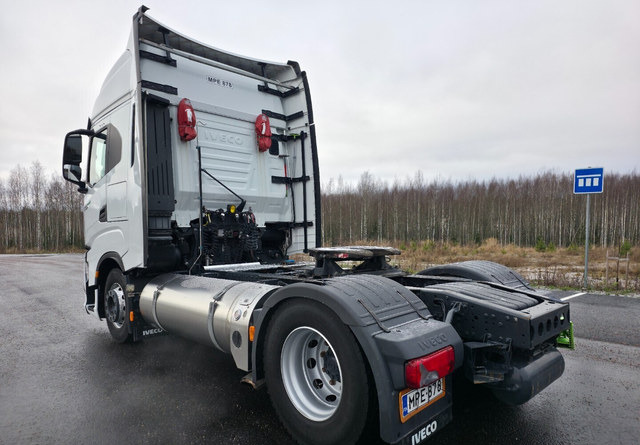 IvecoS-Way 460 4x2 LNG / LBG - Tahač: obrázek 3 IvecoS-Way 460 4x2 LNG / LBG - Tahač: obrázek 3