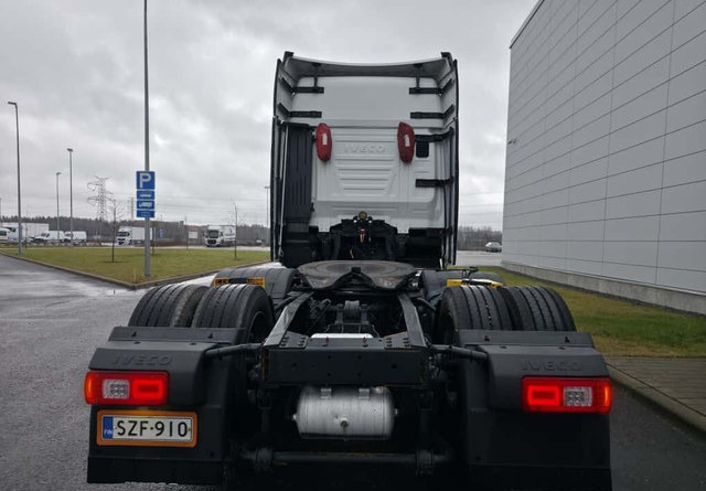 IvecoS-Way 480 6x2 Hieno! - Tahač: obrázek 4 IvecoS-Way 480 6x2 Hieno! - Tahač: obrázek 4