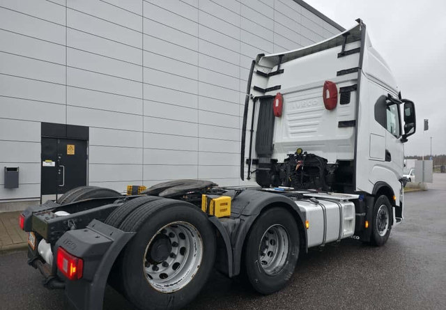 IvecoS-Way 480 6x2 Hieno! - Tahač: obrázek 5 IvecoS-Way 480 6x2 Hieno! - Tahač: obrázek 5