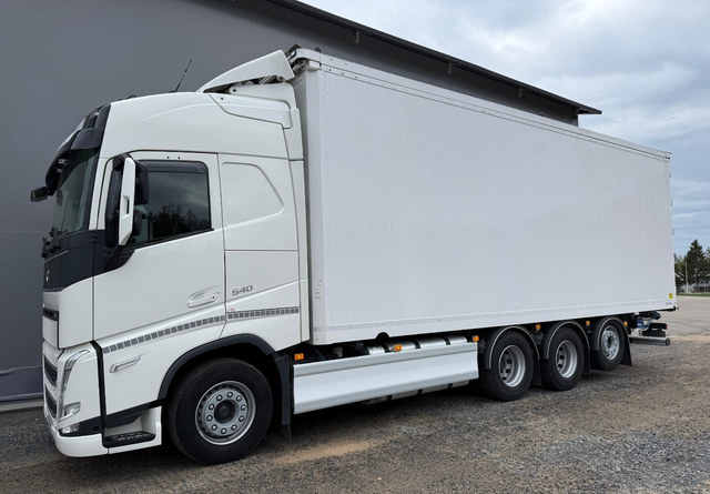 Volvo FH 540 8x4 66m3 - Skříňový nákladní auto: obrázek 2 Volvo FH 540 8x4 66m3 - Skříňový nákladní auto: obrázek 2