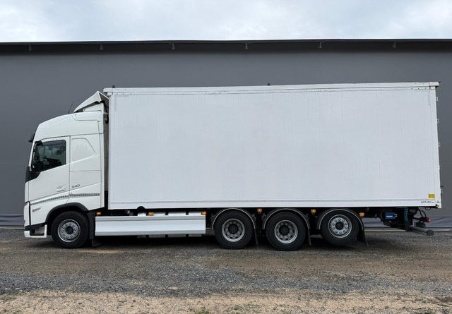 VolvoFH 540 8x4 66m3 - Skříňový nákladní auto: obrázek 3 VolvoFH 540 8x4 66m3 - Skříňový nákladní auto: obrázek 3