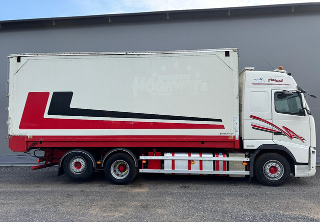 VolvoFH13 500 6x2 Ketjupurku + Rahtikaappi - Skříňový nákladní auto: obrázek 5 VolvoFH13 500 6x2 Ketjupurku + Rahtikaappi - Skříňový nákladní auto: obrázek 5