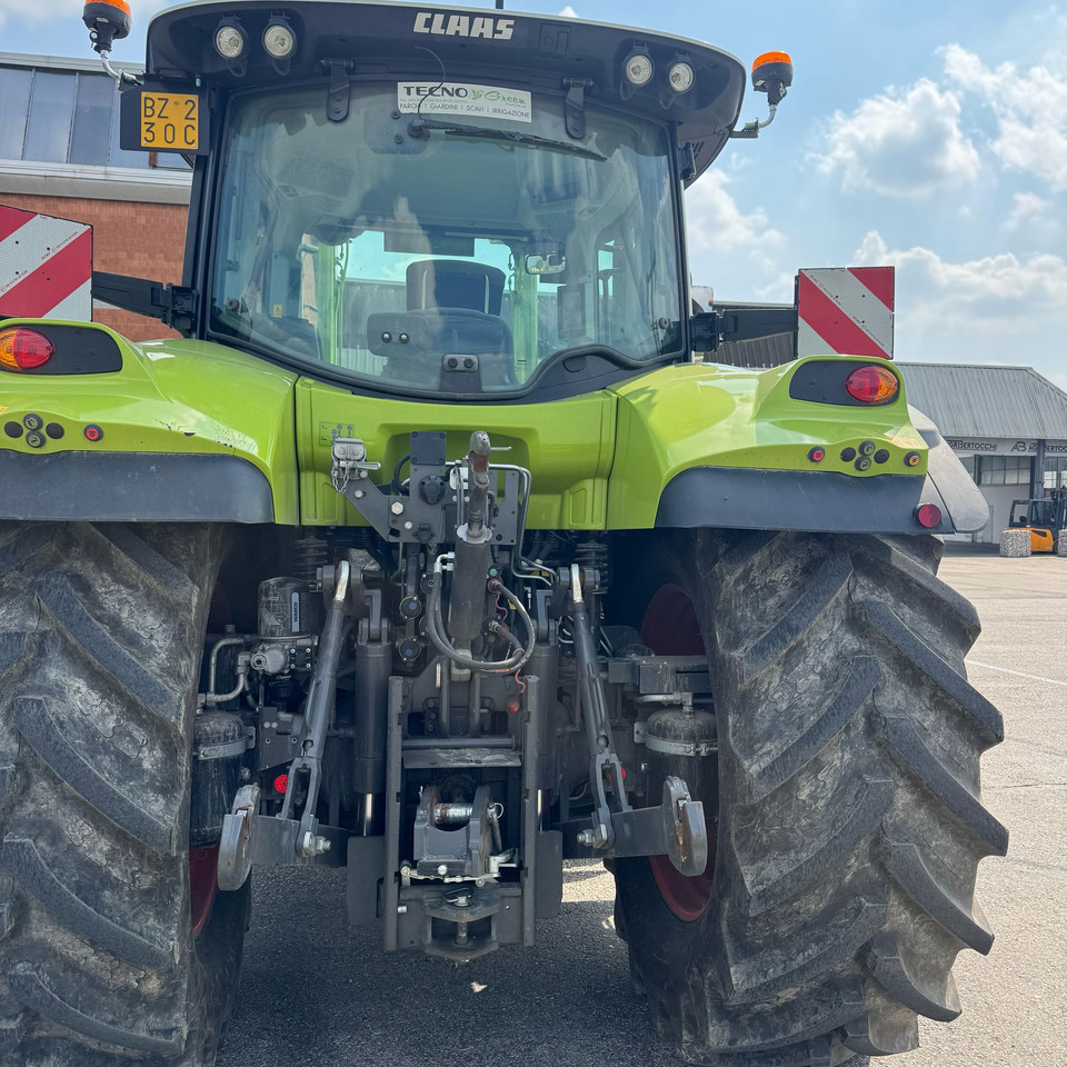 CLAAS 530 - Traktor: obrázek 4 CLAAS 530 - Traktor: obrázek 4