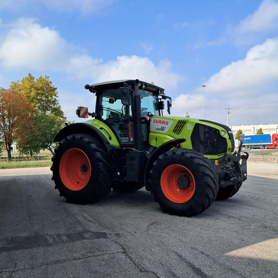 CLAAS AXION 810 - Traktor: obrázek 4 CLAAS AXION 810 - Traktor: obrázek 4