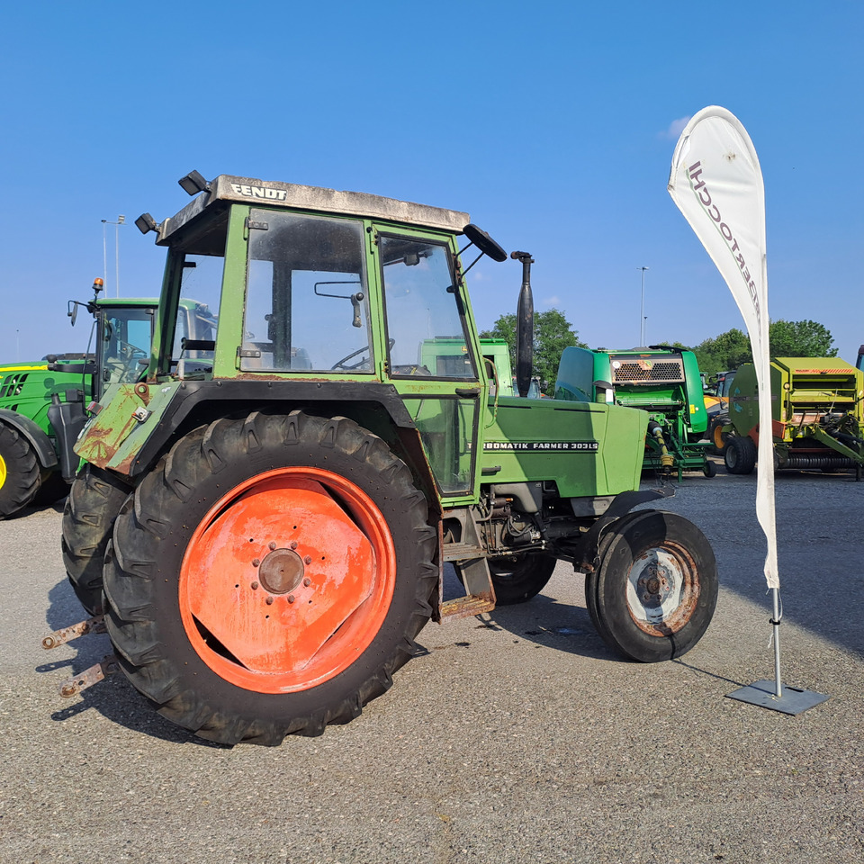 FENDT 303 LS FARMER - Traktor: obrázek 3 FENDT 303 LS FARMER - Traktor: obrázek 3