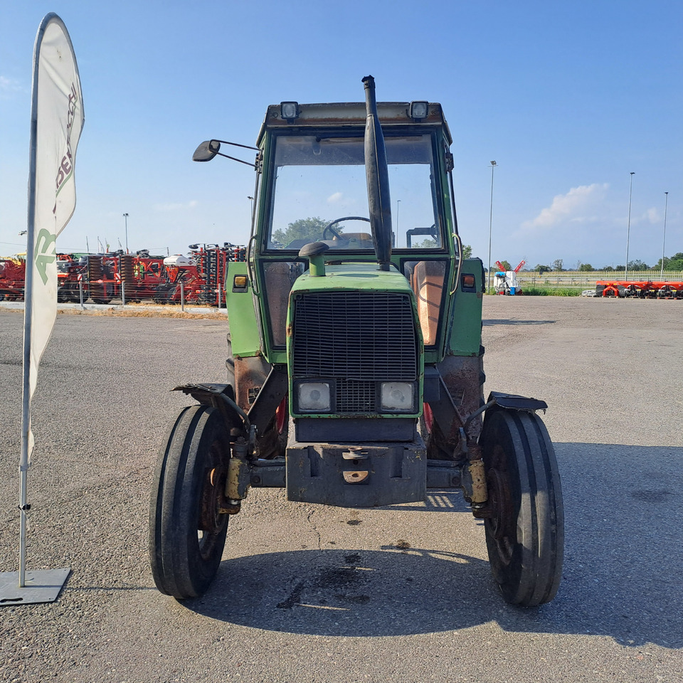 FENDT 303 LS FARMER - Traktor: obrázek 2 FENDT 303 LS FARMER - Traktor: obrázek 2