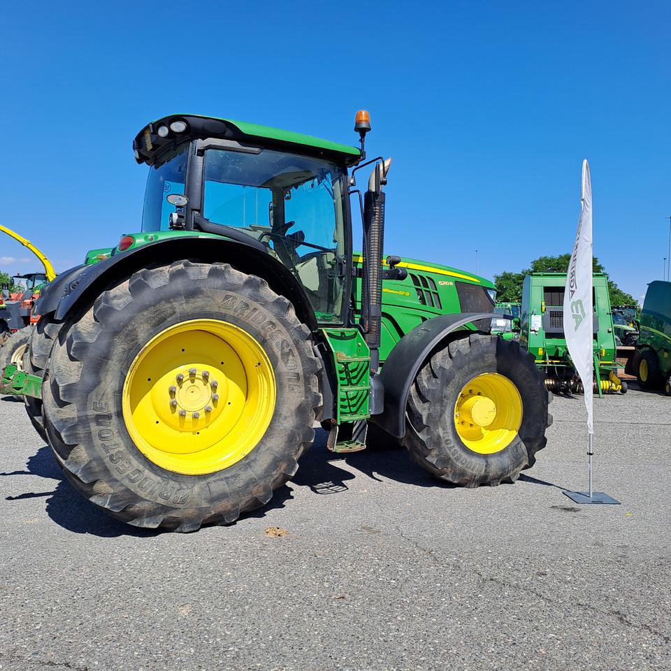 JOHN DEERE 6210R - Traktor: obrázek 3 JOHN DEERE 6210R - Traktor: obrázek 3