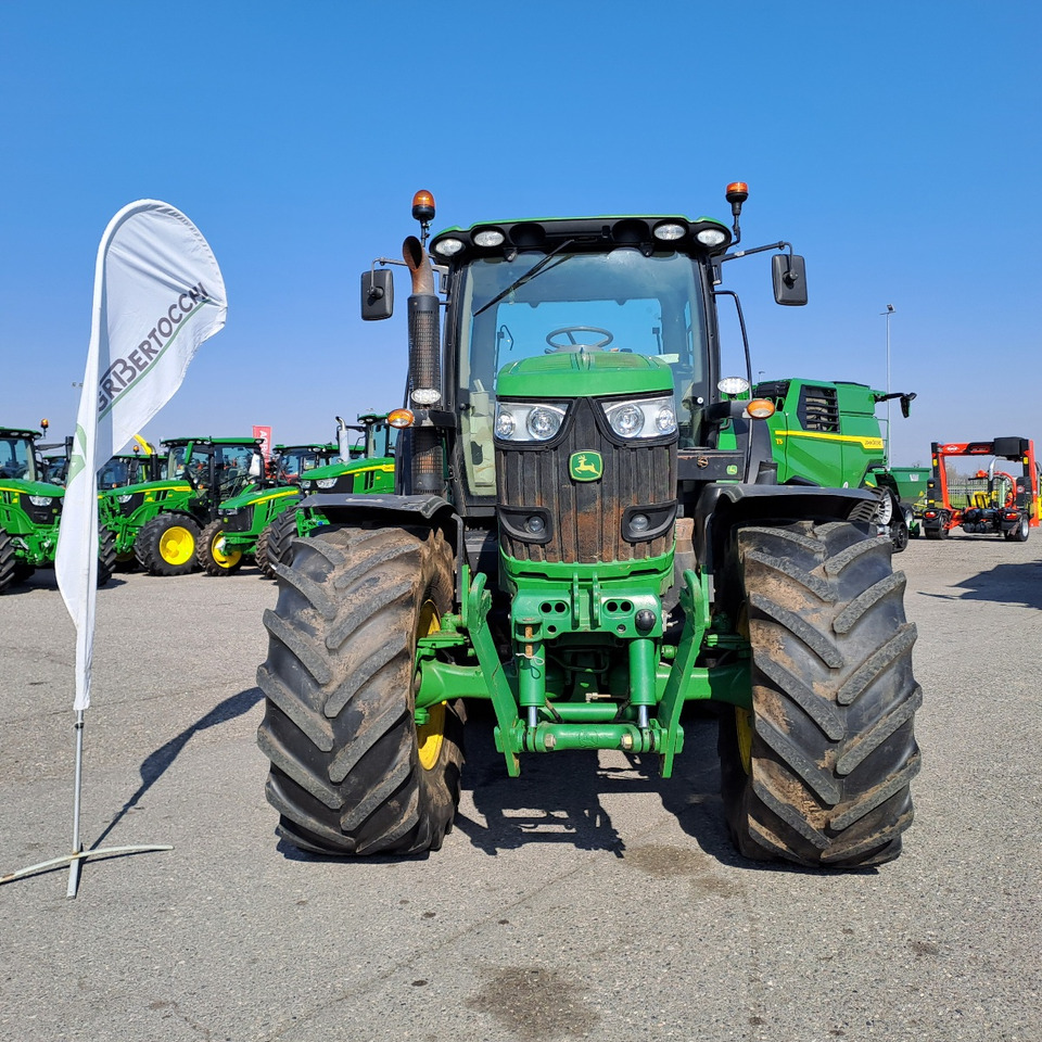 JOHN DEERE 6210R - Traktor: obrázek 2 JOHN DEERE 6210R - Traktor: obrázek 2