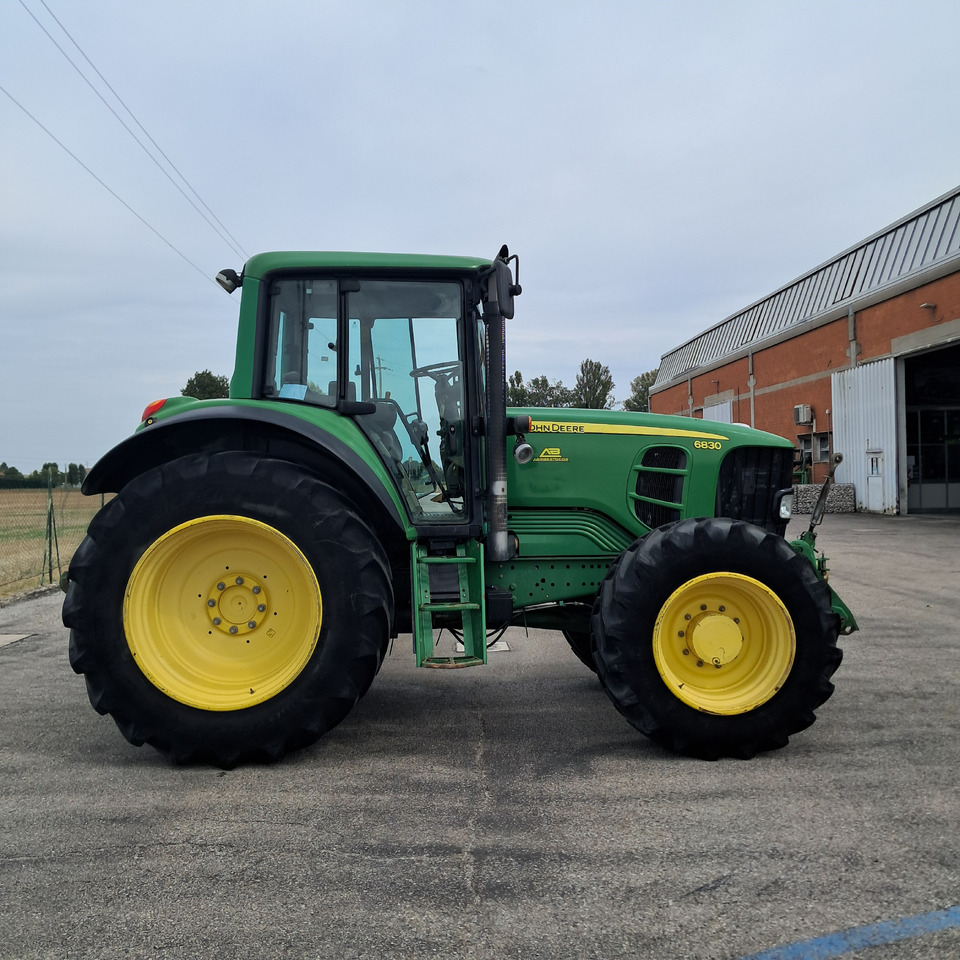 JOHN DEERE 6830 Premium - Traktor: obrázek 5 JOHN DEERE 6830 Premium - Traktor: obrázek 5