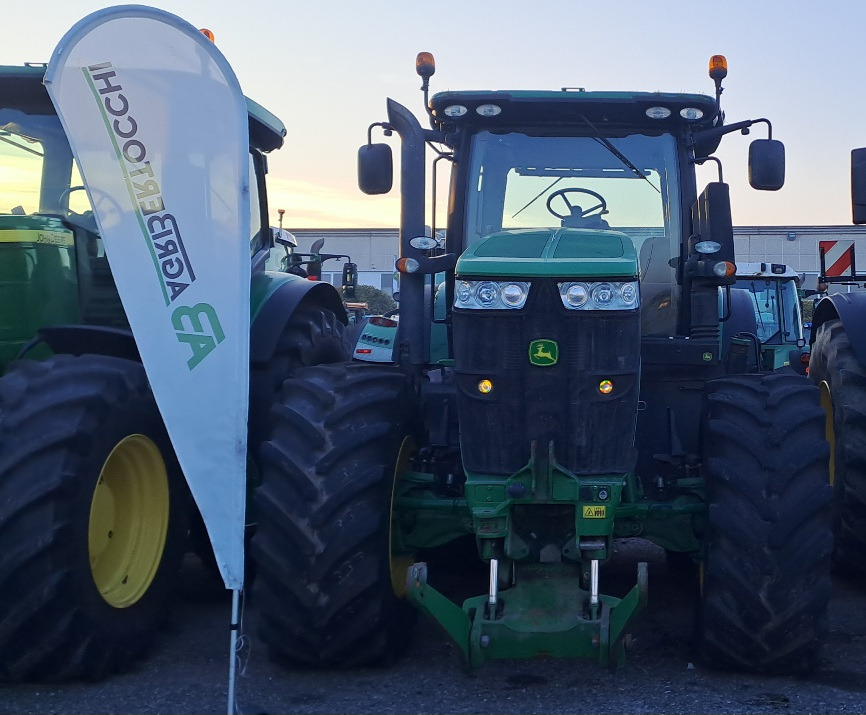 JOHN DEERE 7230R - ASTA AGRIBERTOCCHI - Traktor: obrázek 1 JOHN DEERE 7230R - ASTA AGRIBERTOCCHI - Traktor: obrázek 1