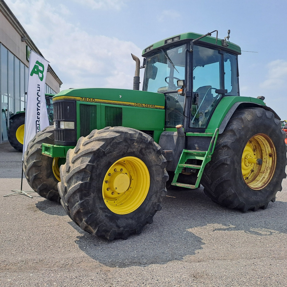 JOHN DEERE 7800 - Traktor: obrázek 1 JOHN DEERE 7800 - Traktor: obrázek 1