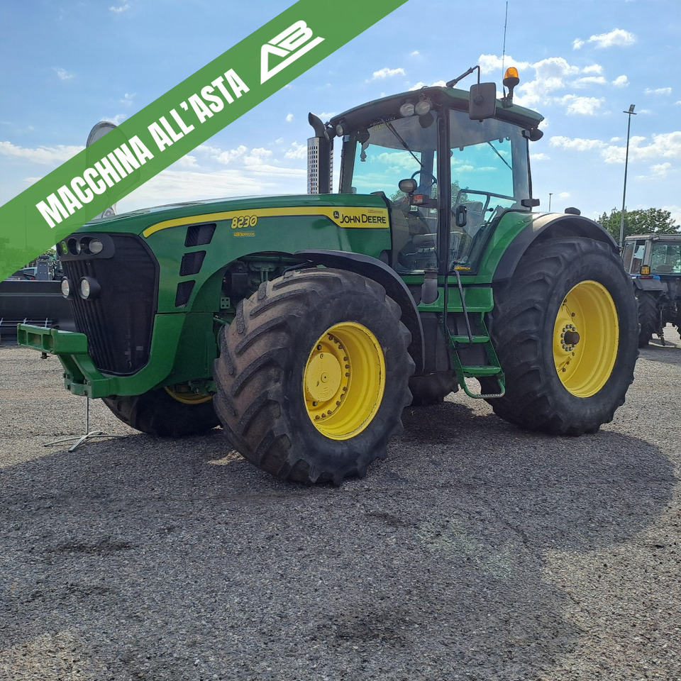 JOHN DEERE 8230 - ASTA AGRIBERTOCCHI - Traktor: obrázek 3 JOHN DEERE 8230 - ASTA AGRIBERTOCCHI - Traktor: obrázek 3