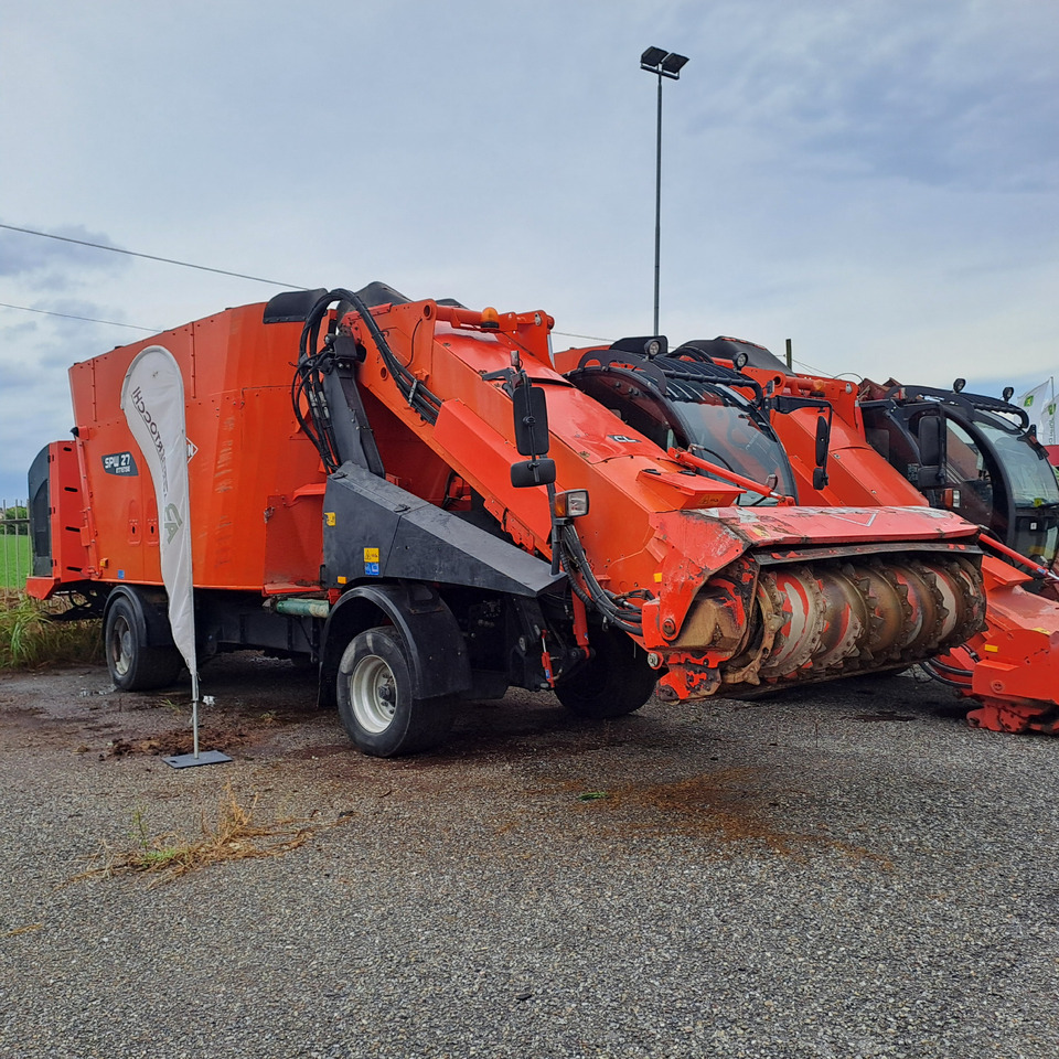KUHN SPW 27 INTENSE - Krmný míchací vůz: obrázek 1 KUHN SPW 27 INTENSE - Krmný míchací vůz: obrázek 1