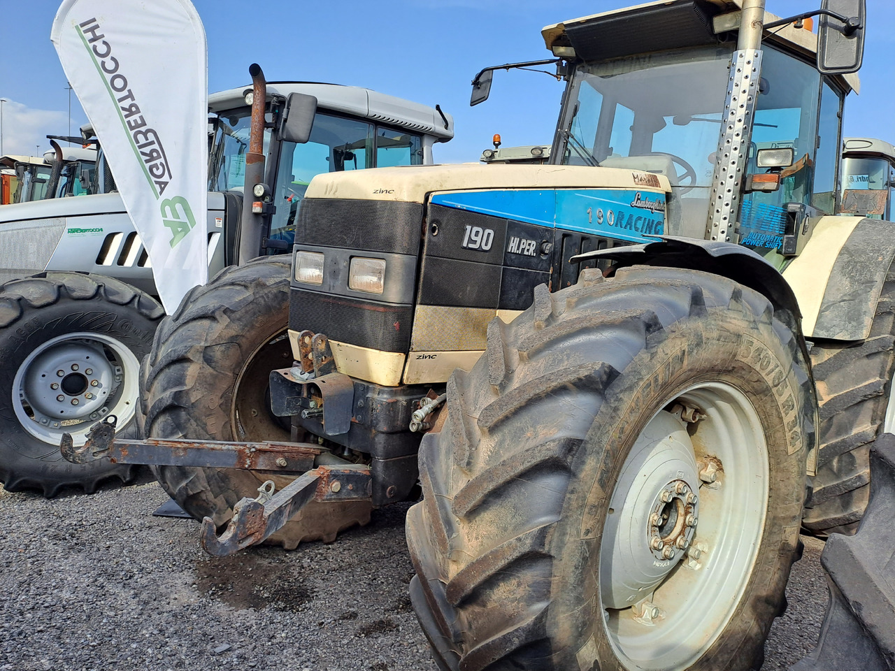 LAMBORGHINI RACING 190 - Traktor: obrázek 3 LAMBORGHINI RACING 190 - Traktor: obrázek 3