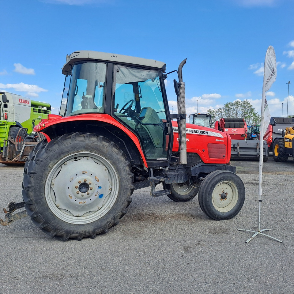 MASSEY FERGUSON 5445 DYNA-4 SEMPLICE TRAZIONE - Traktor: obrázek 2 MASSEY FERGUSON 5445 DYNA-4 SEMPLICE TRAZIONE - Traktor: obrázek 2