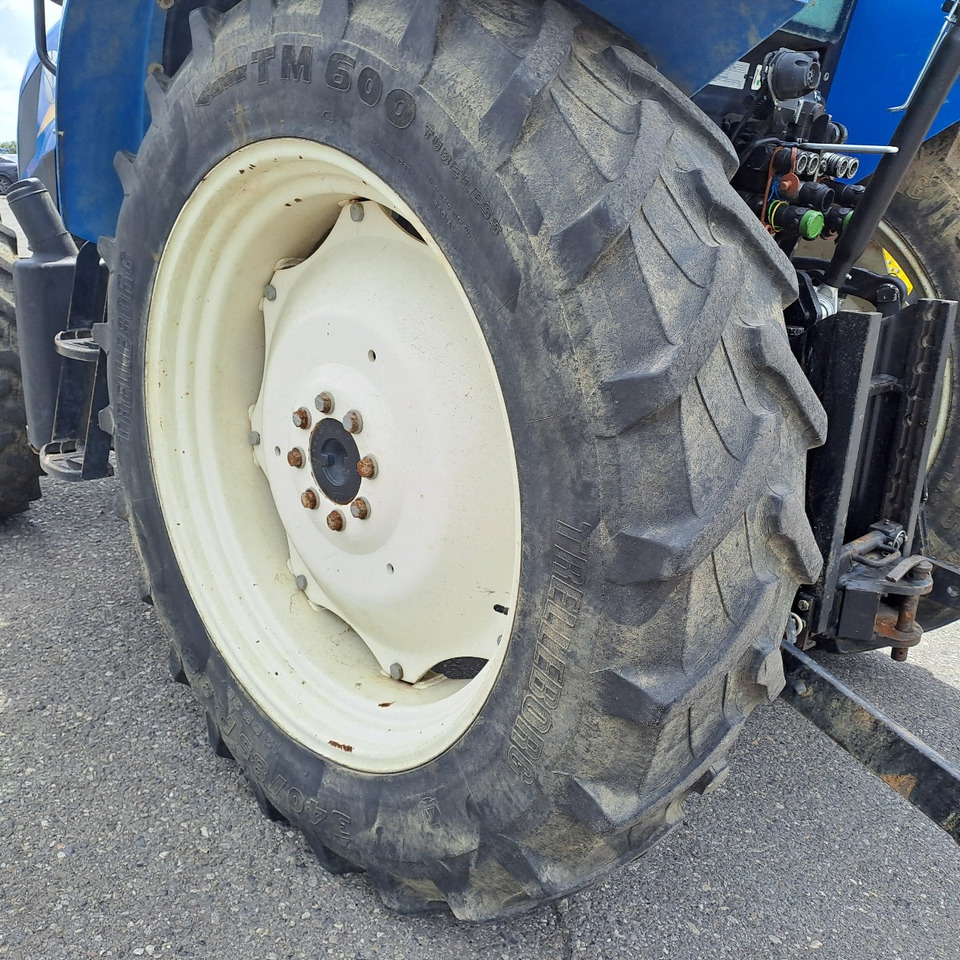 NEW HOLLAND T4.95 - Traktor: obrázek 5 NEW HOLLAND T4.95 - Traktor: obrázek 5