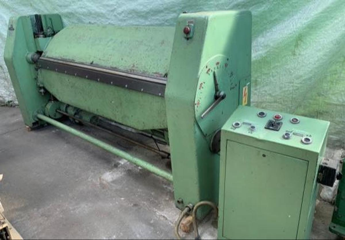 Abkantmaschine KRAMER - Kovoobráběcí stroj: obrázek 1 Abkantmaschine KRAMER - Kovoobráběcí stroj: obrázek 1