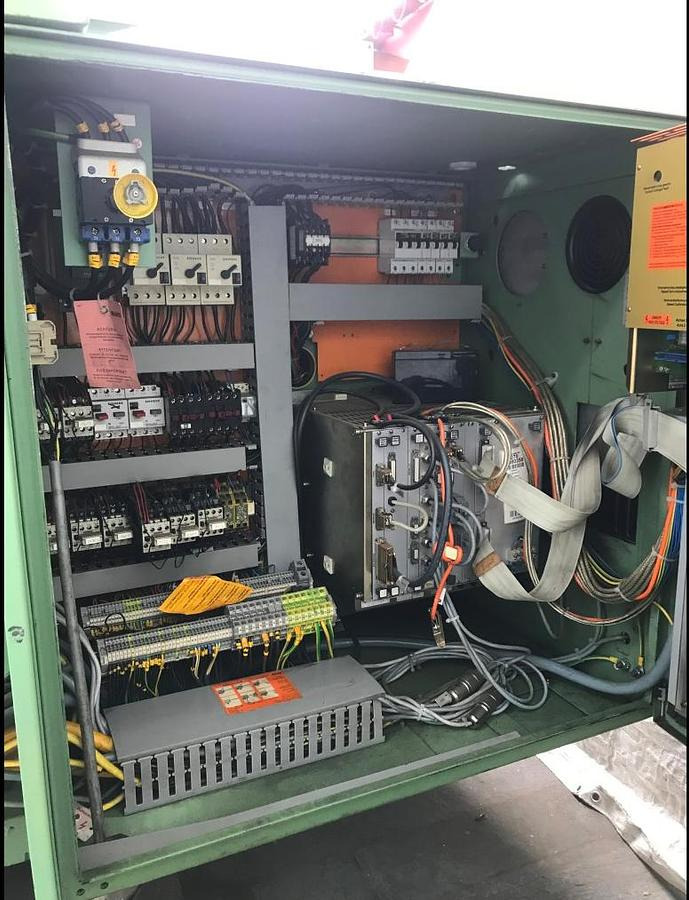 Frézka na kov CNC-Fräsmaschine MAHO: obrázek 6