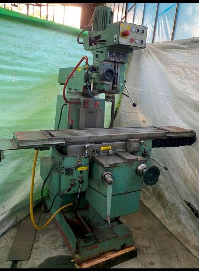 Mehrzweckfräsmaschine TOS - Frézka na kov: obrázek 2 Mehrzweckfräsmaschine TOS - Frézka na kov: obrázek 2