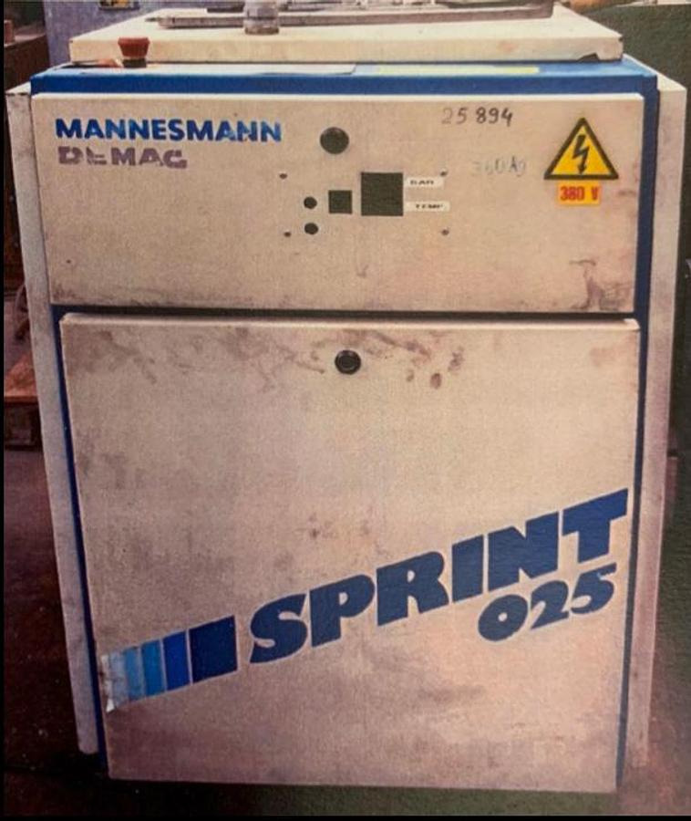 Schraubenkompressor MANNESMANN DEMAG - Mobilní kompresor: obrázek 1 Schraubenkompressor MANNESMANN DEMAG - Mobilní kompresor: obrázek 1