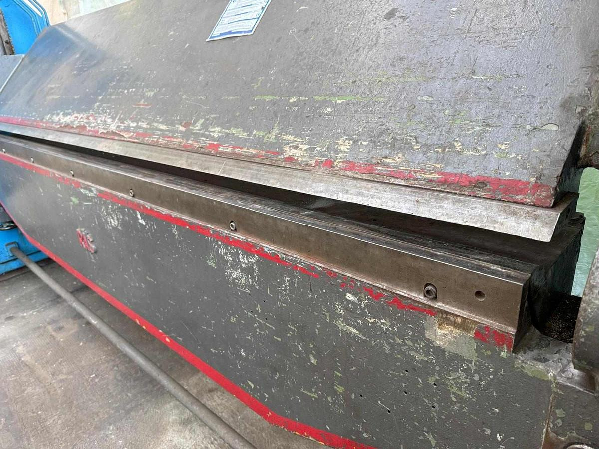 Schwenkbiegemaschine RAS - Kovoobráběcí stroj: obrázek 3 Schwenkbiegemaschine RAS - Kovoobráběcí stroj: obrázek 3