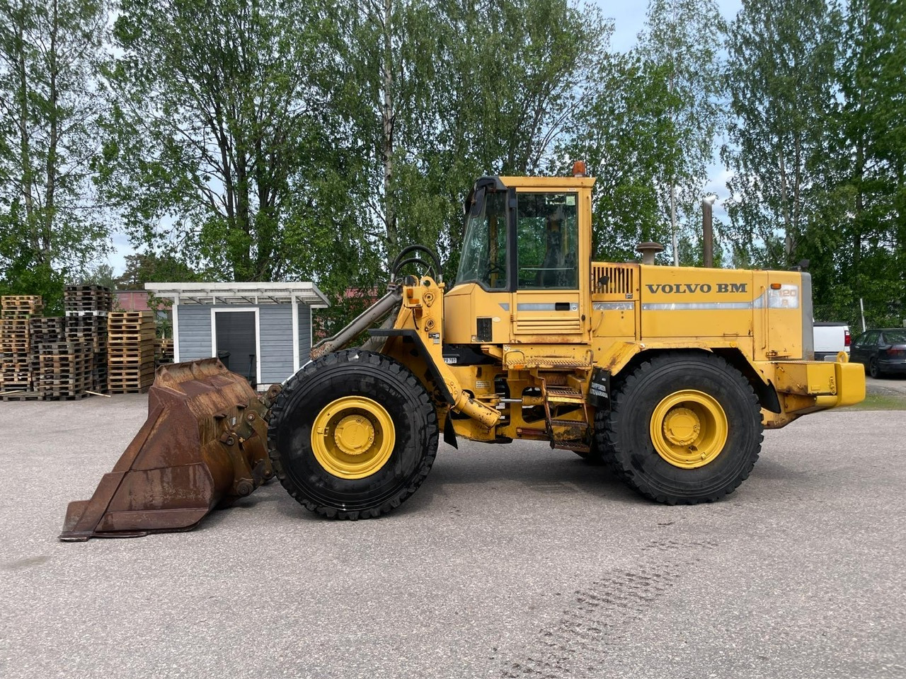 Volvo L120B - Kolový nakladač: obrázek 1 Volvo L120B - Kolový nakladač: obrázek 1