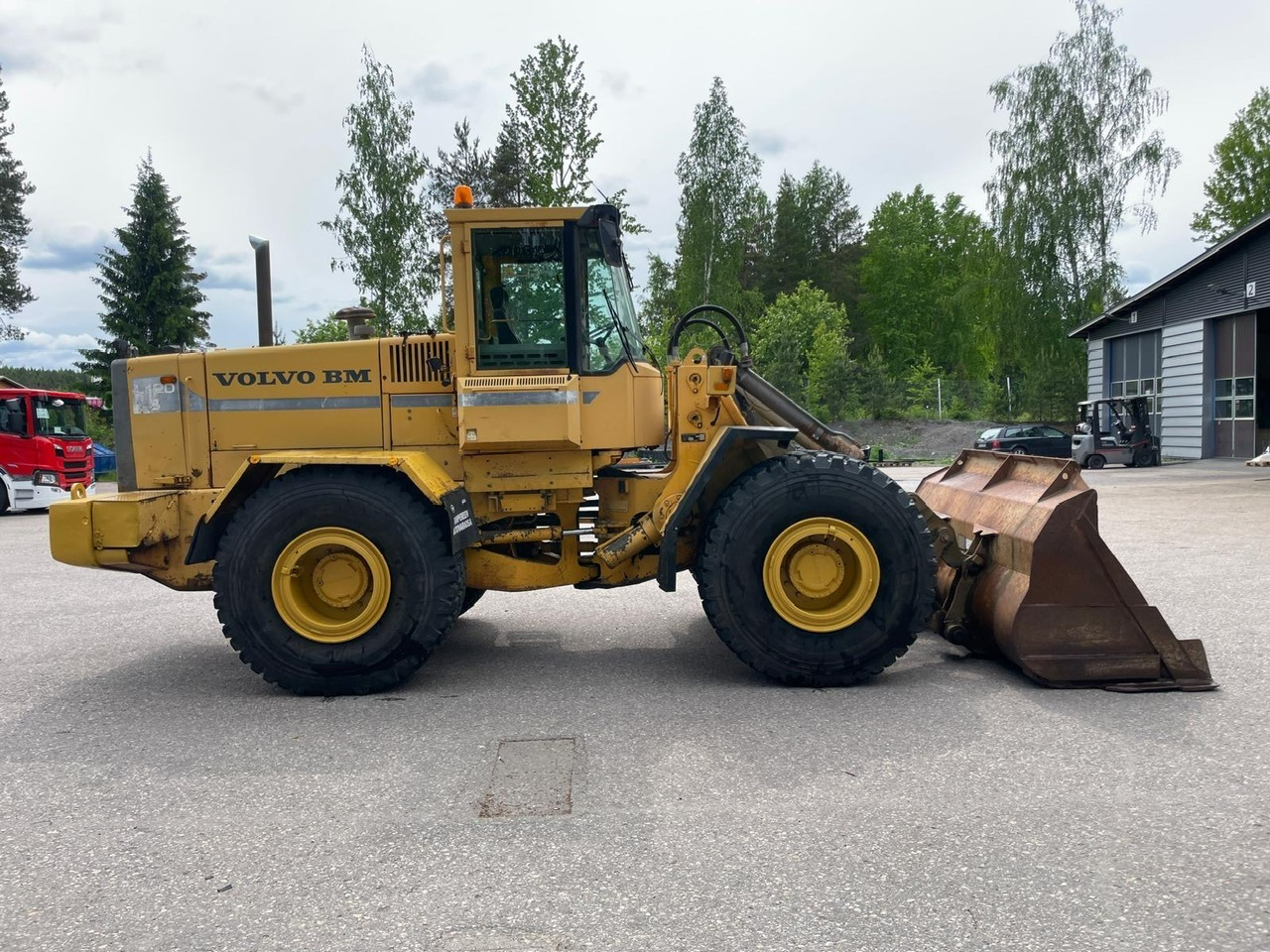 Volvo L120B - Kolový nakladač: obrázek 4 Volvo L120B - Kolový nakladač: obrázek 4