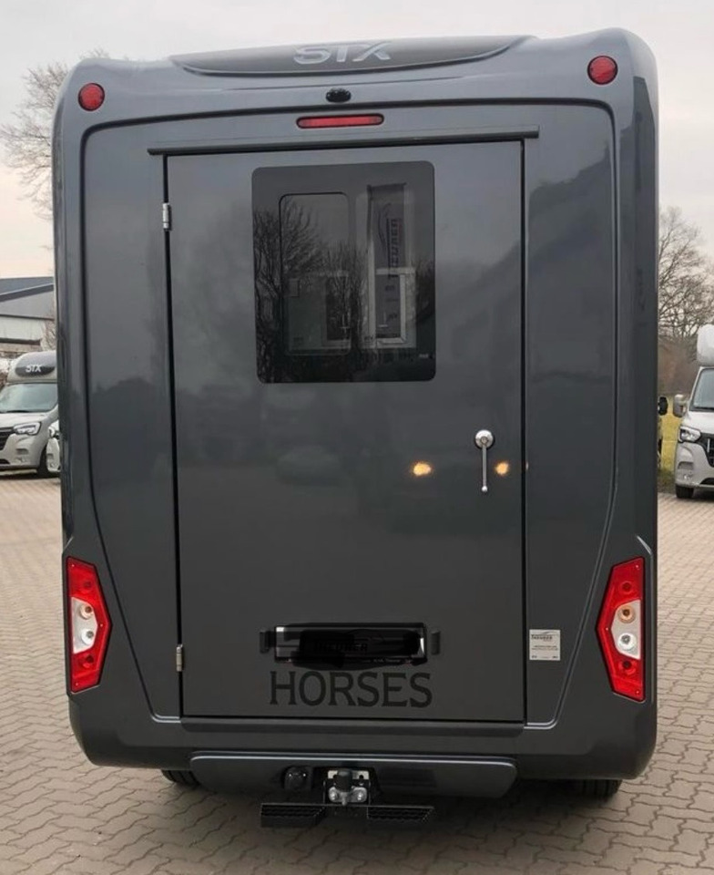 RENAULT Master - Auto na přepravu koní: obrázek 3 RENAULT Master - Auto na přepravu koní: obrázek 3