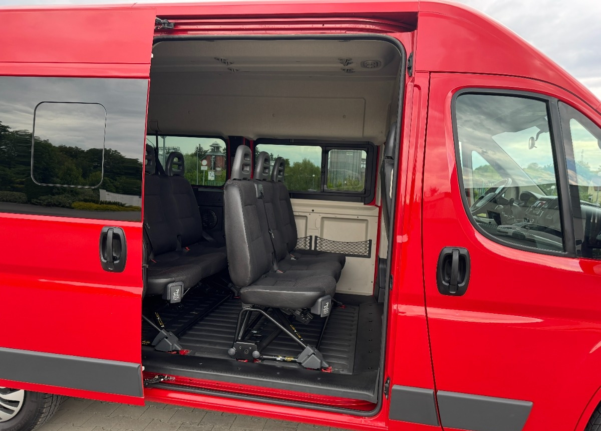 Citroën Jumper 9 osobowy Nawiewy Tylne LED Wersja osobowa FV23 Zadbany Salon PL - Mikrobus: obrázek 5 Citroën Jumper 9 osobowy Nawiewy Tylne LED Wersja osobowa FV23 Zadbany Salon PL - Mikrobus: obrázek 5