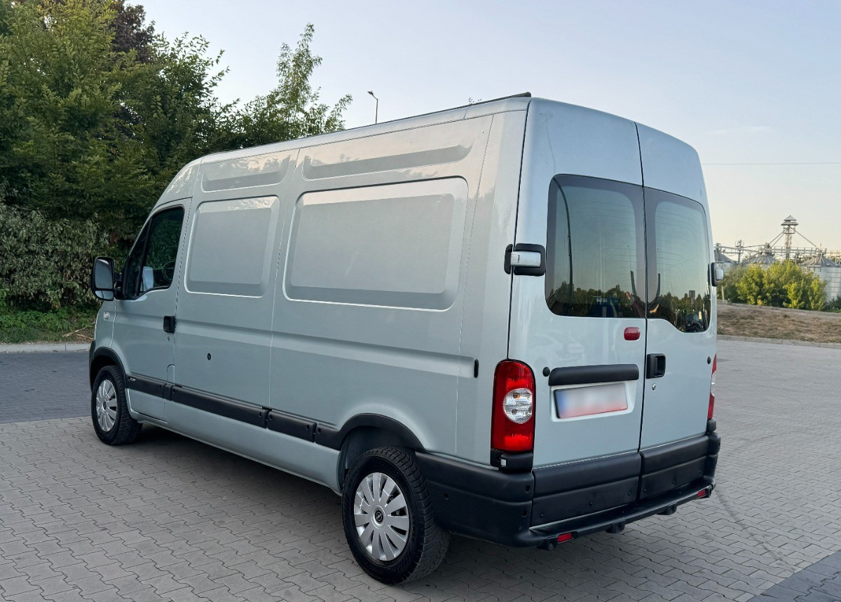 Opel Movano L2H2 2.5 DCI 194 tys przebieg BEZWYPADKOWY Serwisowany Z Niemiec - Furgon: obrázek 4 Opel Movano L2H2 2.5 DCI 194 tys przebieg BEZWYPADKOWY Serwisowany Z Niemiec - Furgon: obrázek 4