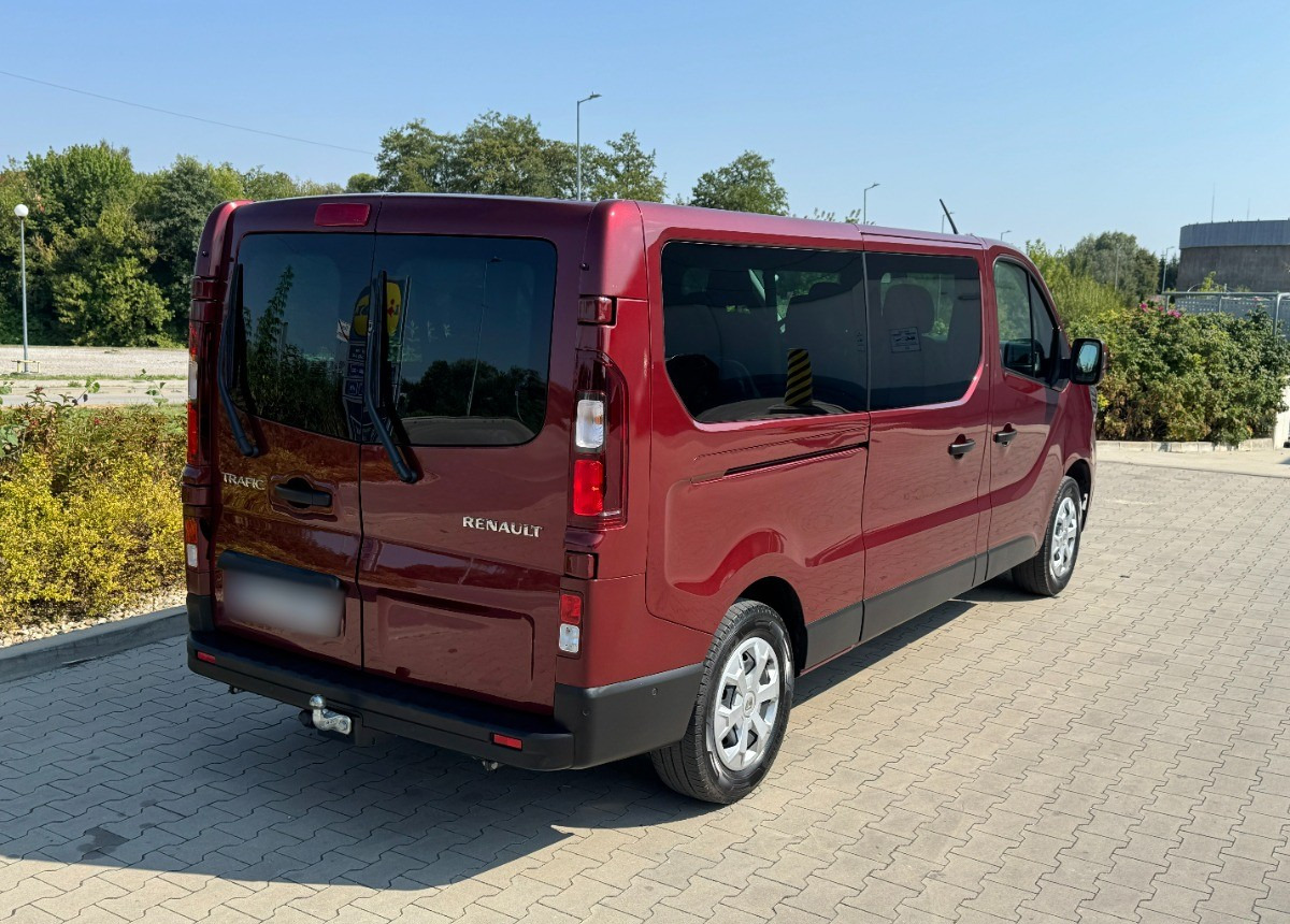 Renault Trafic Long 9 osobowy 2.0 DCI 170KM AUTOMAT NAWIEWY Salon PL FV23 NOWY - Minibus, Mikrobus: obrázek 2 Renault Trafic Long 9 osobowy 2.0 DCI 170KM AUTOMAT NAWIEWY Salon PL FV23 NOWY - Minibus, Mikrobus: obrázek 2