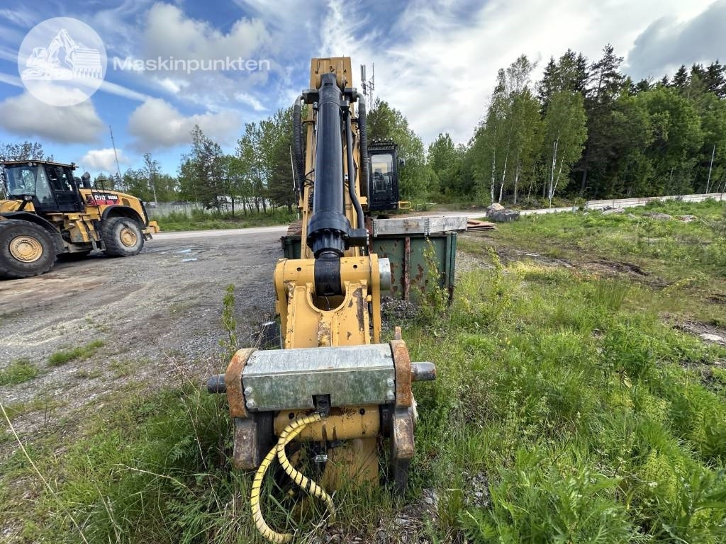 CAT 374 F L - Pásové rýpadlo: obrázek 4 CAT 374 F L - Pásové rýpadlo: obrázek 4