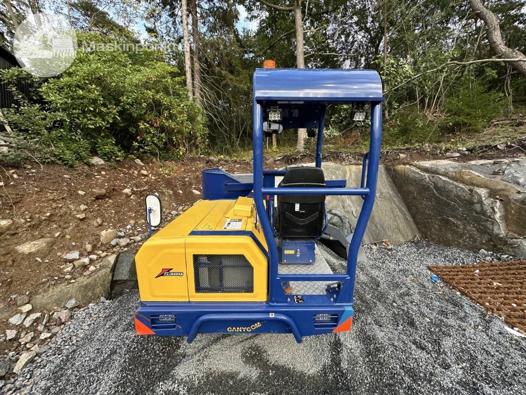 Canycom S 300 - Mini-sklápěčka: obrázek 5 Canycom S 300 - Mini-sklápěčka: obrázek 5
