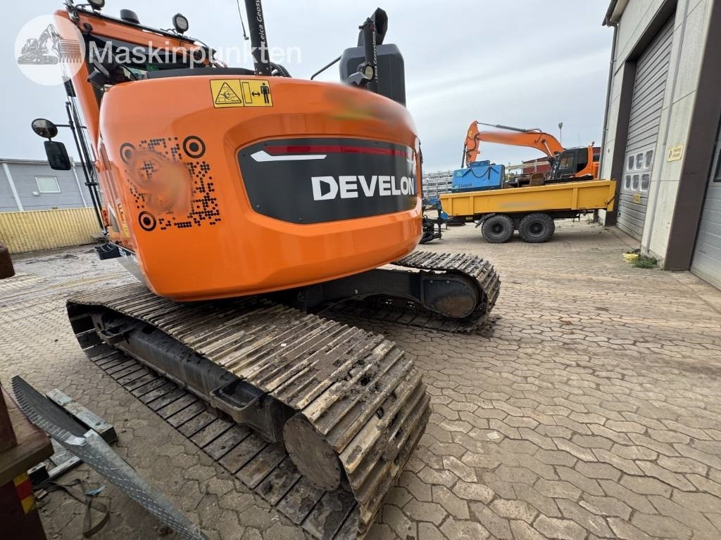 Develon DX 235 LCR - Pásové rýpadlo: obrázek 2 Develon DX 235 LCR - Pásové rýpadlo: obrázek 2
