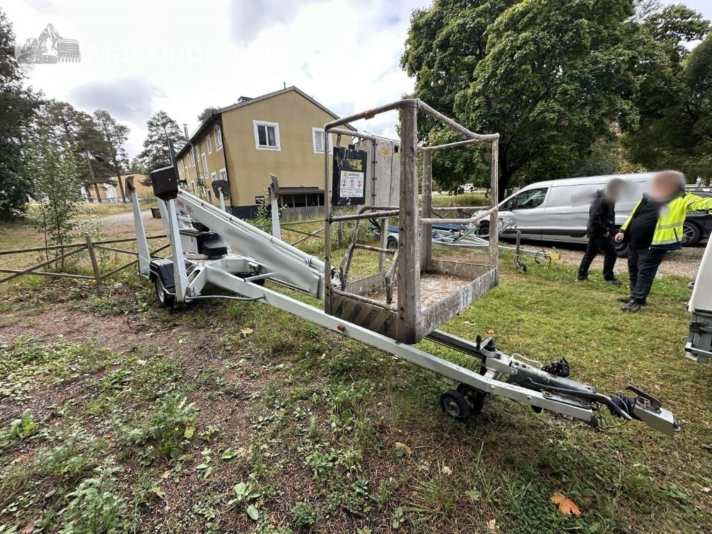 Dino 180 T - Přívěsná plošina: obrázek 3 Dino 180 T - Přívěsná plošina: obrázek 3