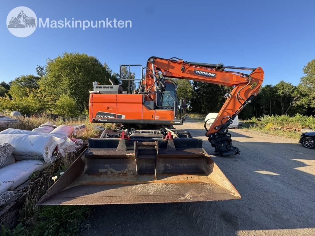 Doosan DX 170 W-5 + Tippvagn + Redskap - Kolesové rýpadlo: obrázek 4 Doosan DX 170 W-5 + Tippvagn + Redskap - Kolesové rýpadlo: obrázek 4