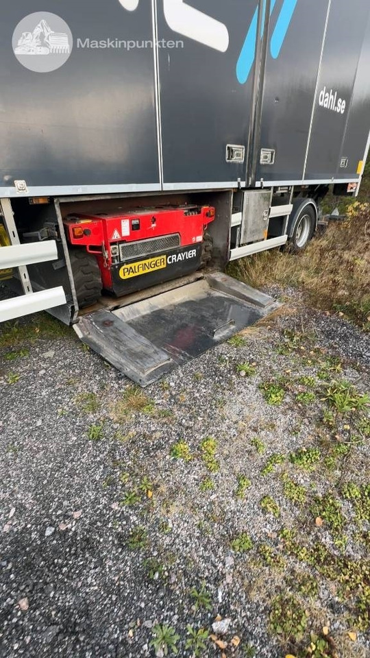 HFR 1 axlad semitrailer med truck! - Skříňový návěs: obrázek 3 HFR 1 axlad semitrailer med truck! - Skříňový návěs: obrázek 3