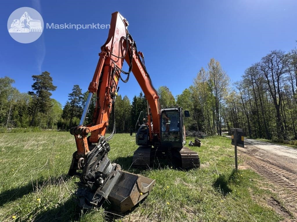 Hitachi ZX 135 US-6 - Pásové rýpadlo: obrázek 3 Hitachi ZX 135 US-6 - Pásové rýpadlo: obrázek 3