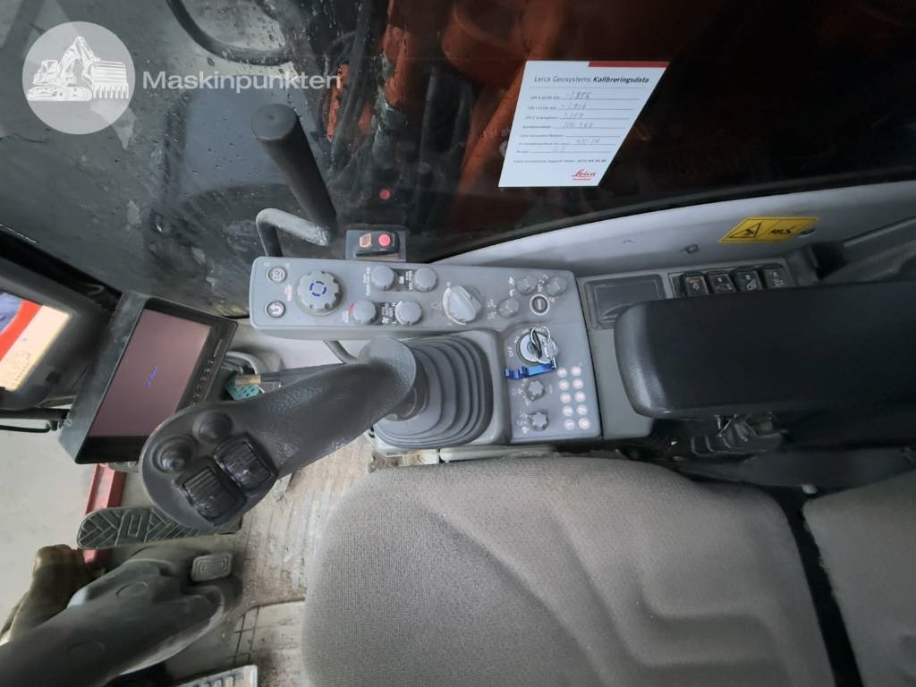 Kolesové rýpadlo Hitachi ZX 170 W-5 B: obrázek 20