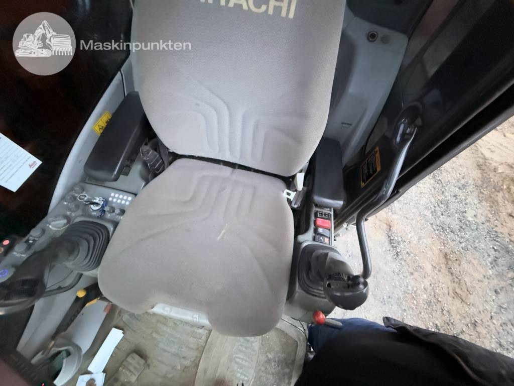Kolesové rýpadlo Hitachi ZX 170 W-5 B: obrázek 18