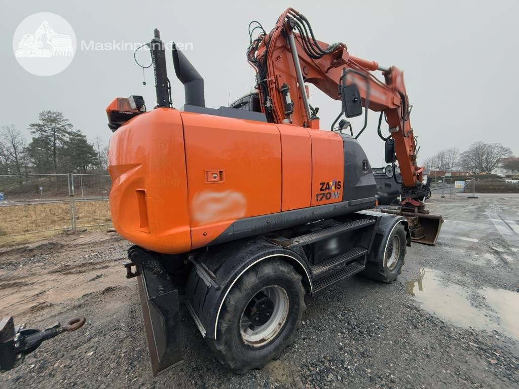 Kolesové rýpadlo Hitachi ZX 170 W-5 B: obrázek 6