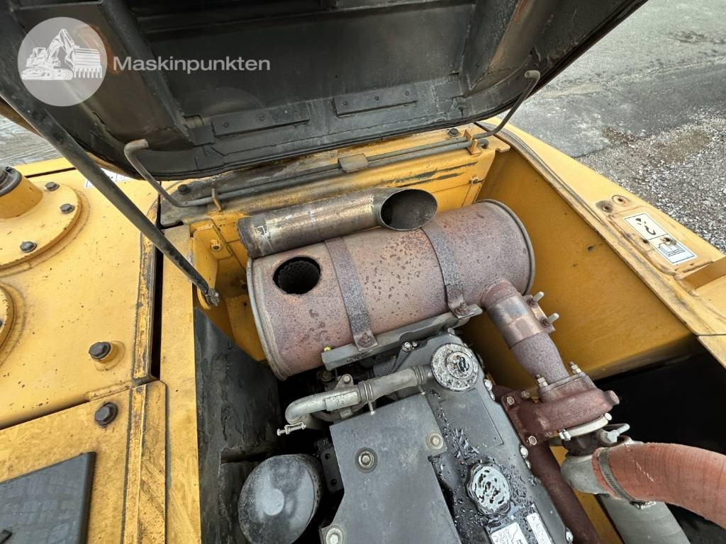 Kolesové rýpadlo Hyundai Robex 140 W-7 A: obrázek 26